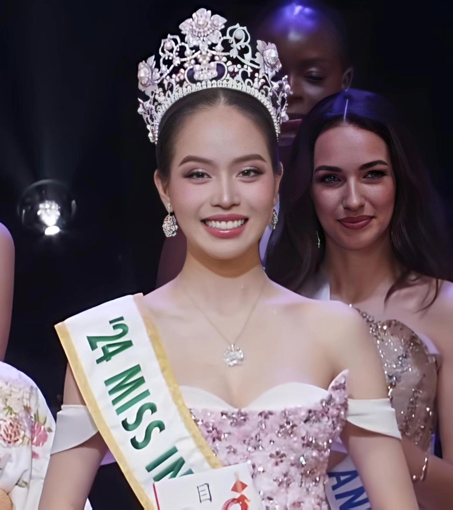 Cận cảnh căn nhà ở Đà Nẵng của Hoa hậu Thanh Thuỷ - Miss International 2024, gia thế gây tò mò- Ảnh 1.