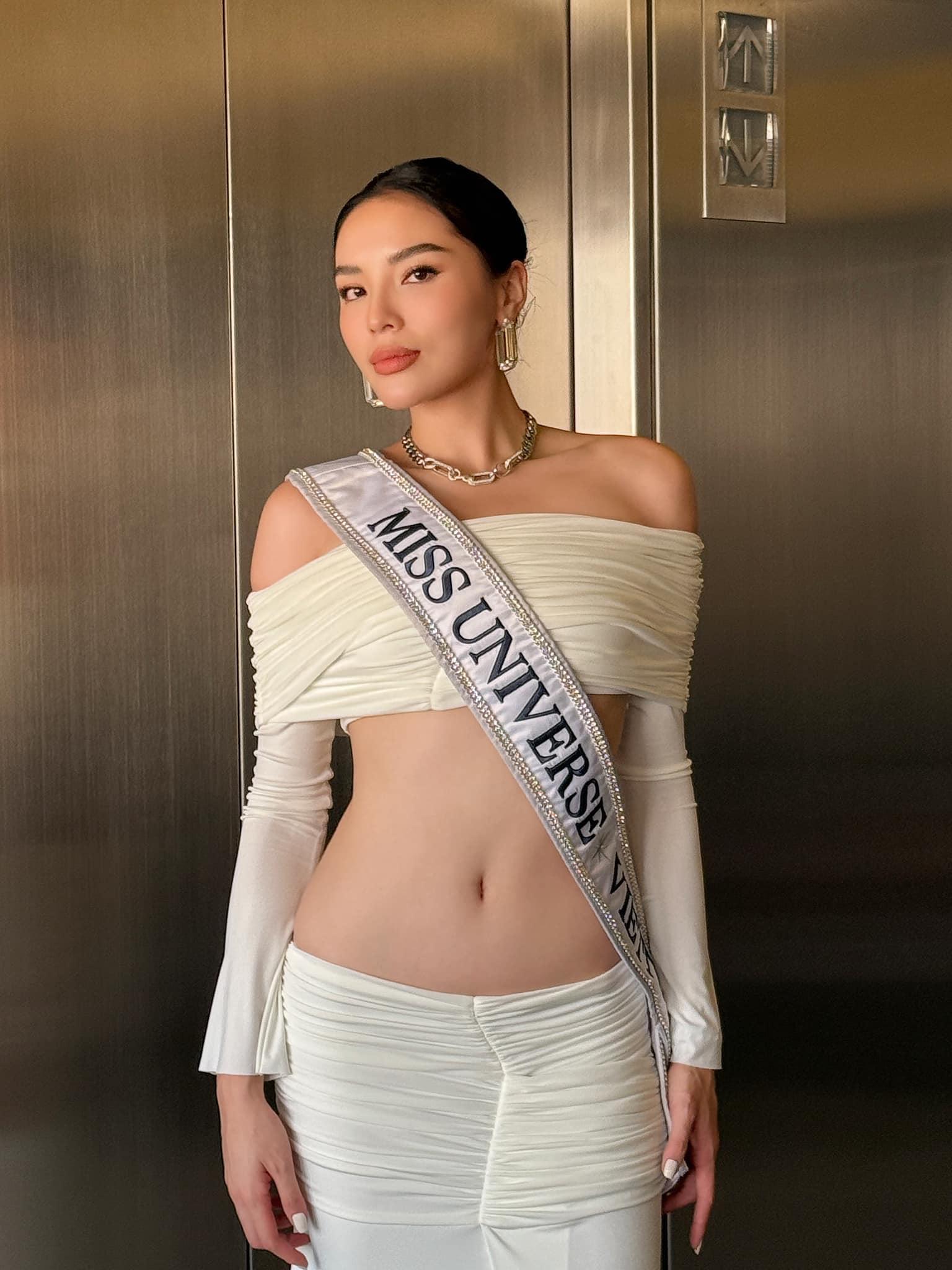 Kỳ Duyên lộ diện trong ngày 7 chinh chiến Miss Universe, thay đổi 1 chi tiết gây chú ý- Ảnh 6.