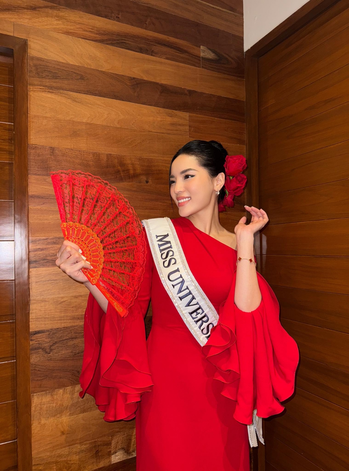 Thời trang ấn tượng của Kỳ Duyên tại Miss Universe 2024 - Ảnh 2.