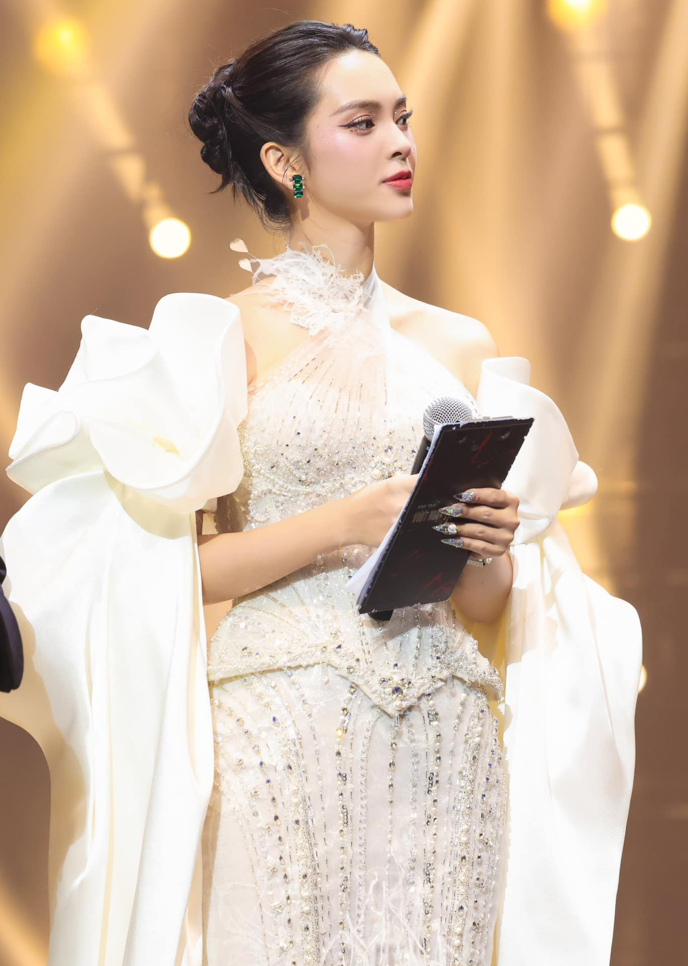 Xuất hiện 