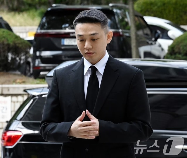 "Ảnh đế" Yoo Ah In dùng cái chết của cha xin giảm án tù gây phẫn nộ - Ảnh 2.